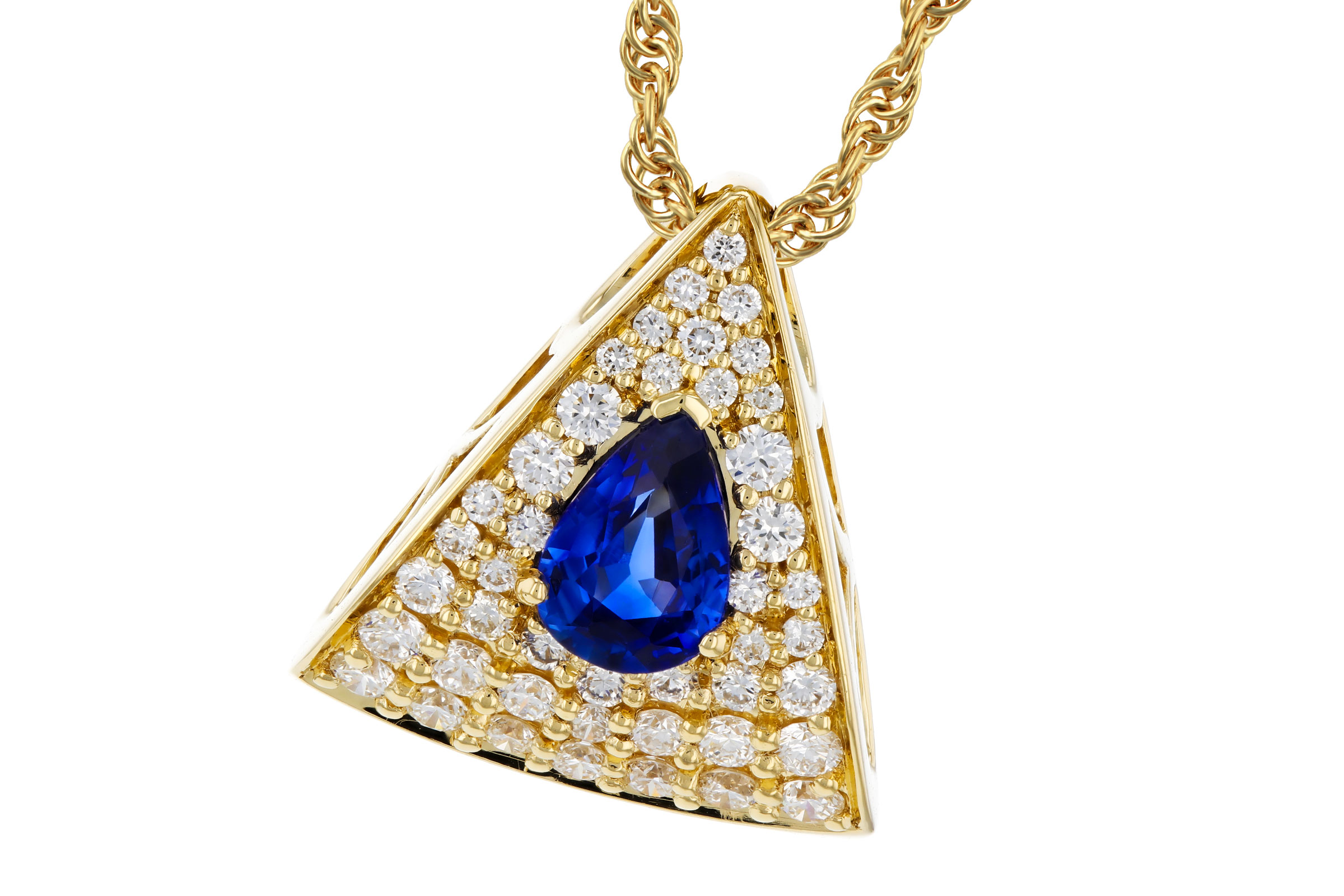 A330-65804: NECKLACE .51 SAPPHIRE .85 TGW (6x4MM SA)