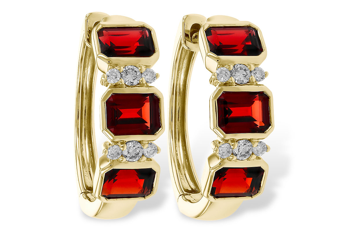 C329-74877: EARRING 1.50 TW GARNET 1.61 TGW