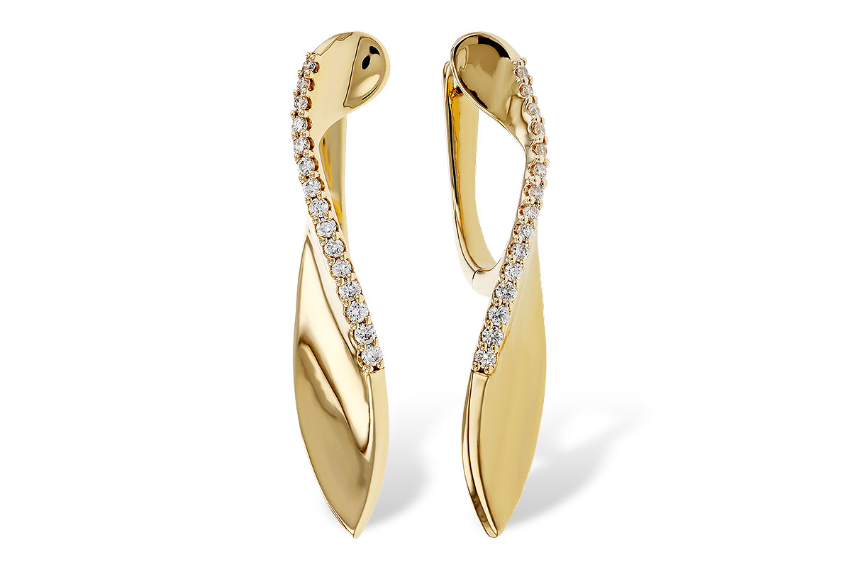 C329-80304: EARRINGS .18 TW