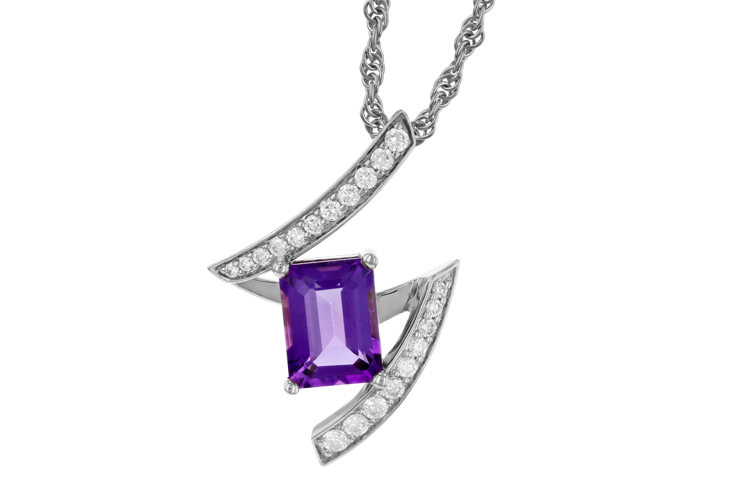 C330-66695: NECKLACE 1.36 AMETHYST 1.56 TGW (8x6MM AMY)