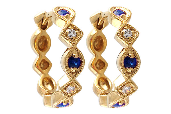 F056-09367: EARRINGS .20 SAPP .25 TGW