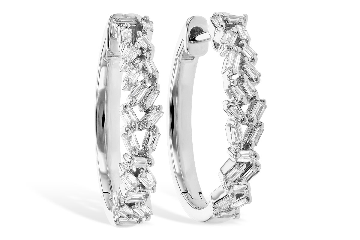 M327-93976: EARR .26 TW BAGUETTES